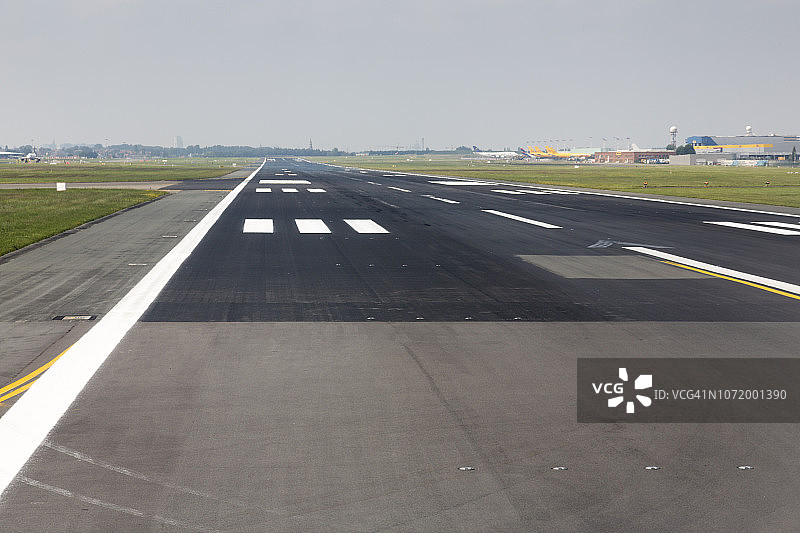 扎芬特姆机场跑道图片素材