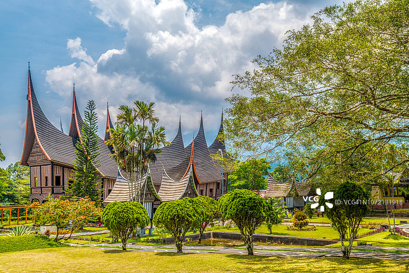 西苏门答腊的公园和建筑图片素材