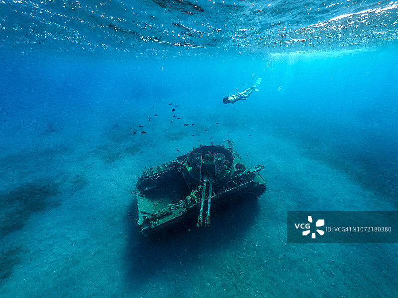 约旦亚喀巴潜水（水箱）图片素材