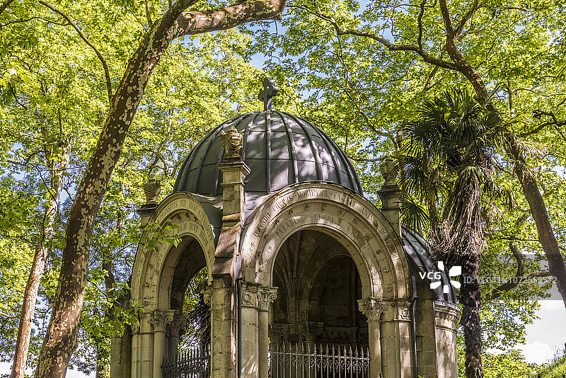 法国吉伦特省韦尔德莱斯圣塞皮尔克礼拜堂，十字架之路（19世纪）图片素材