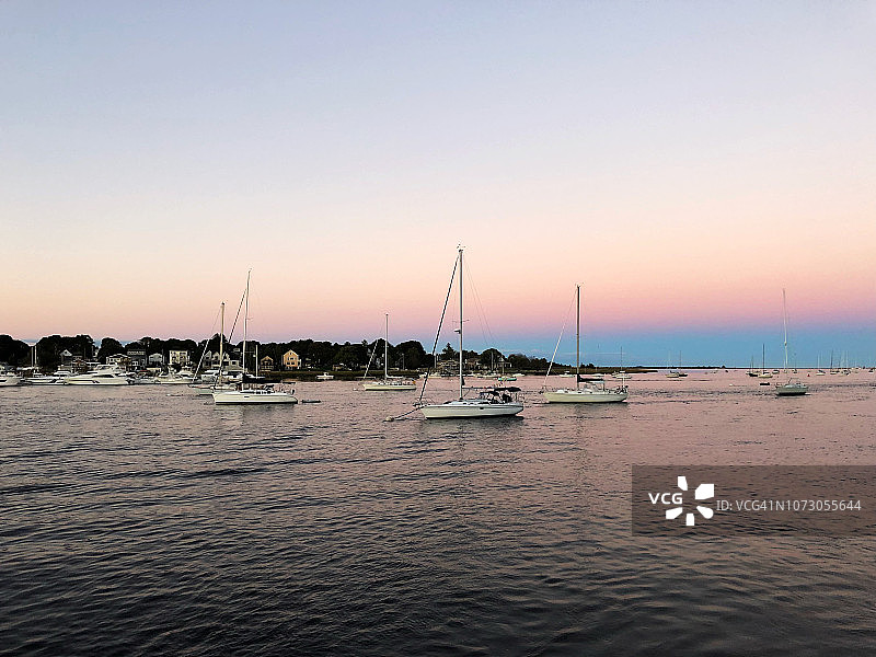 美国马萨诸塞州纽伯里波特日落图片素材