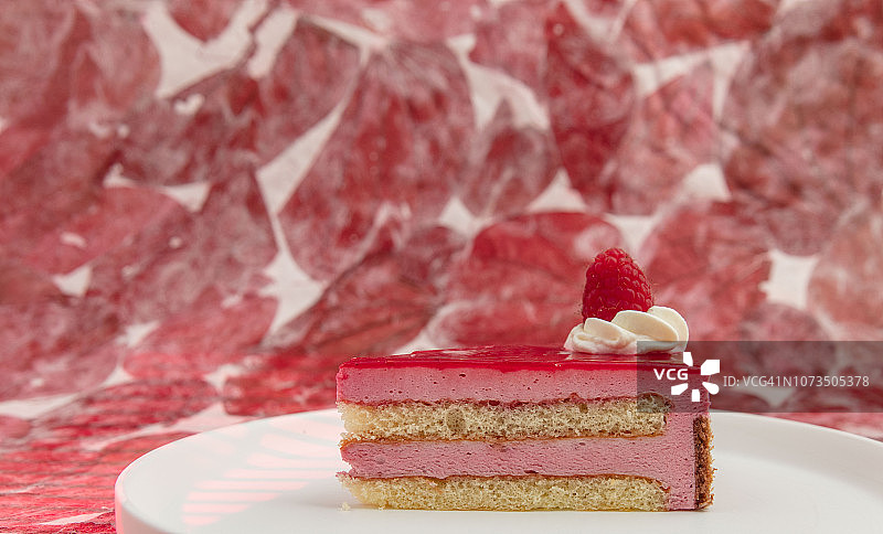 覆盆子蛋糕图片素材