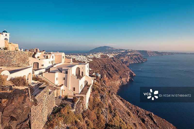 希腊圣托里尼岛的锡拉镇图片素材