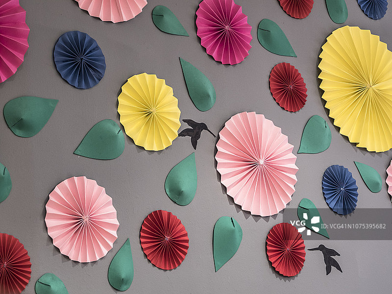 装饰彩色纸折纸图片素材