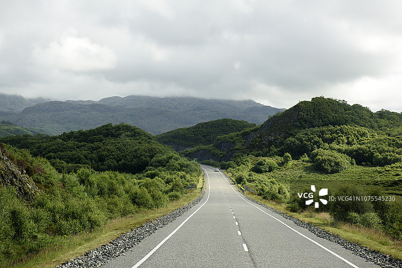 苏格兰洛哈伯马莱格附近的道路图片素材