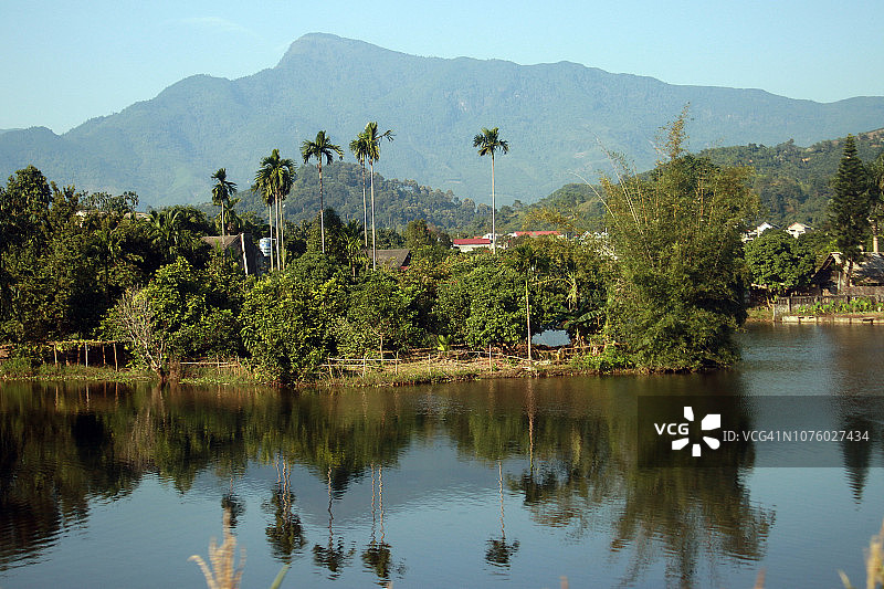 红河河岸图片素材