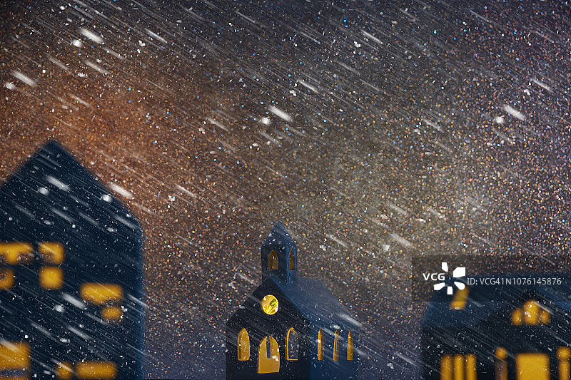 雪中的老房子图片素材