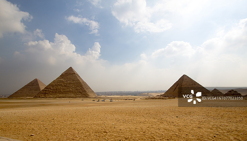 吉萨金字塔图片素材
