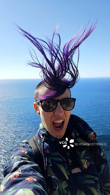 滑稽的糟糕发型日图片素材