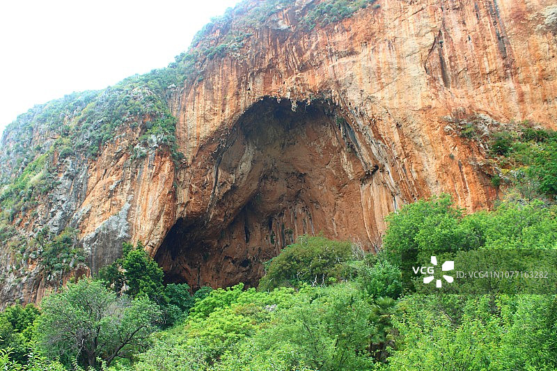 意大利西西里津加罗自然保护区乌佐洞穴图片素材