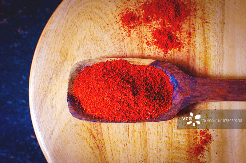红辣椒粉——木勺图片素材