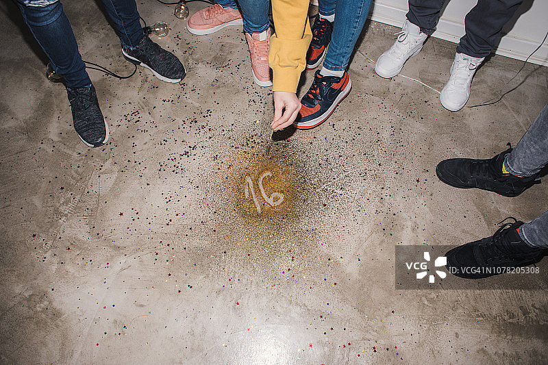 庆祝甜蜜的十六岁图片素材