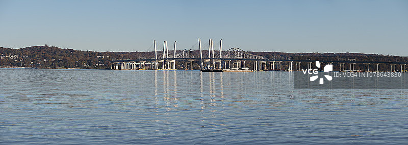 横跨哈德逊河 - 全景图片素材