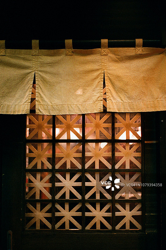 东京日式餐厅门帘一角图片素材