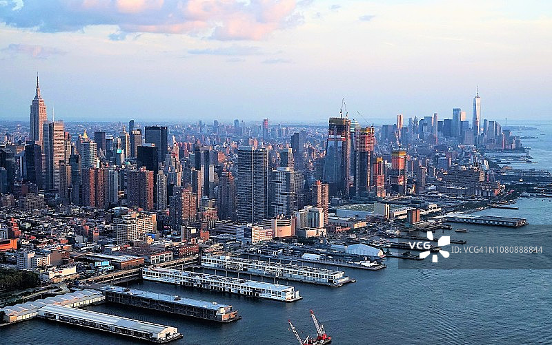 曼哈顿西侧的切尔西码头图片素材