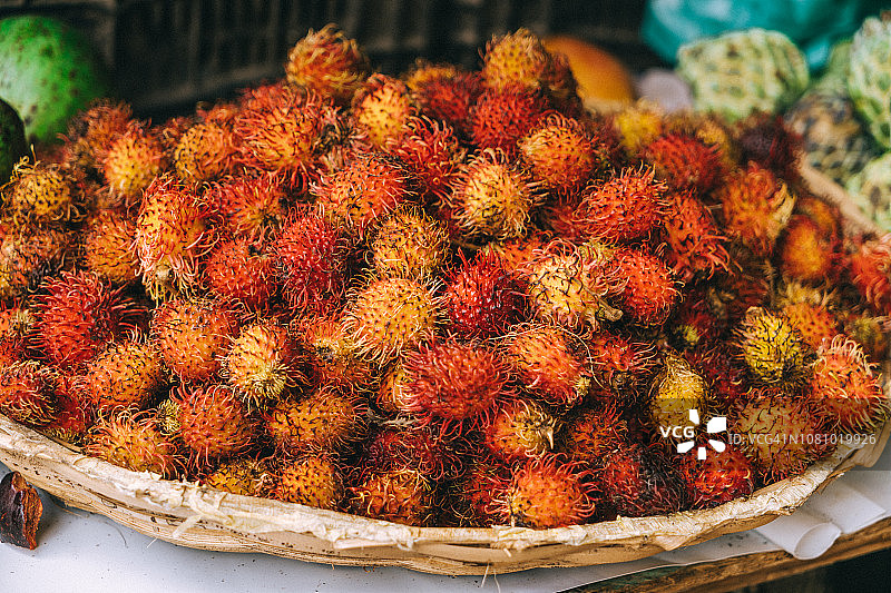 巴西水果市场的各色水果图片素材