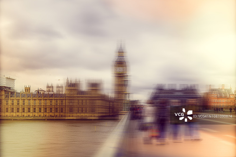 伦敦大本钟和议会大厦的散焦背景图片素材