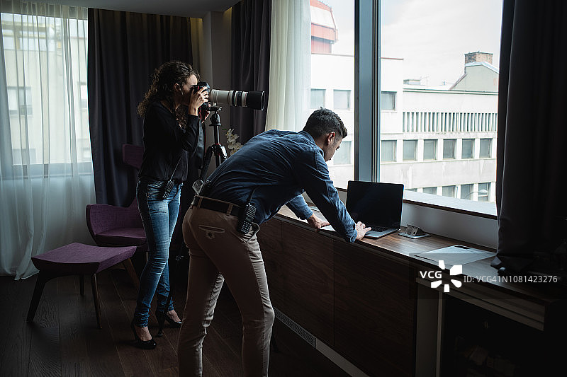 两名间谍图片素材