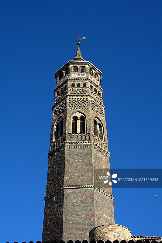 萨拉戈萨的圣巴勃罗穆德哈尔教堂图片素材