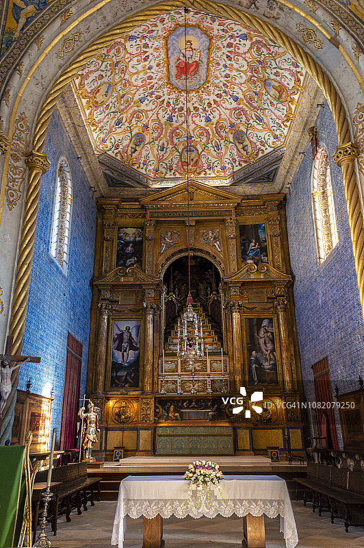 科英布拉大学圣米格尔教堂主祭坛图片素材