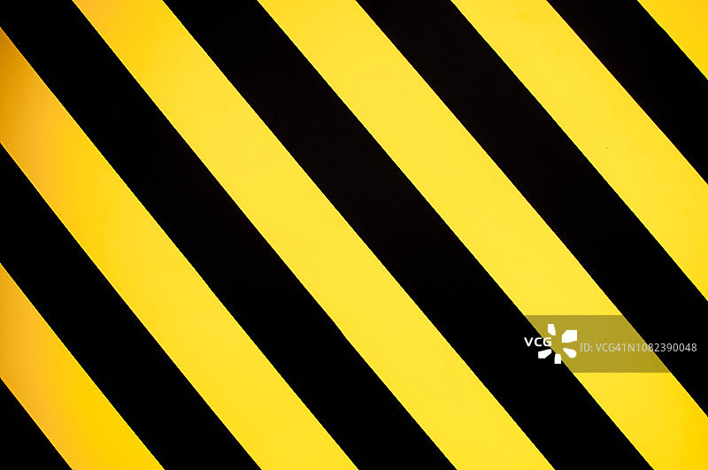 黑黄色人行道图片素材