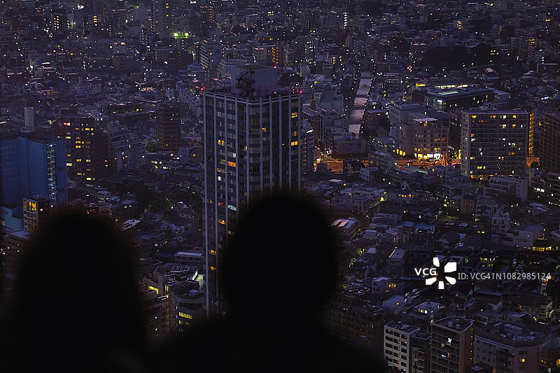 夜幕降临图片素材