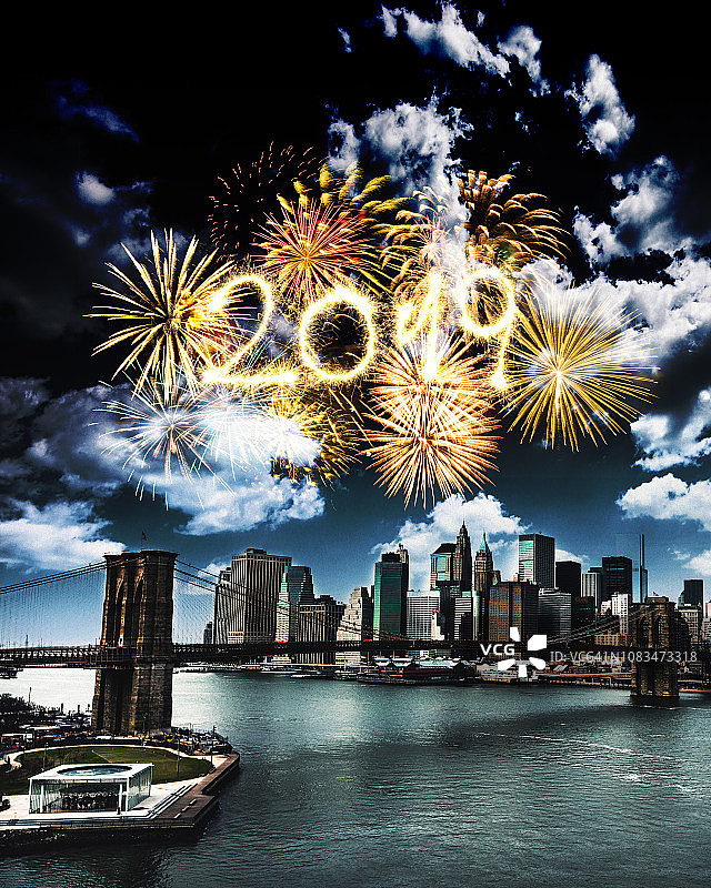 纽约市天际线与烟花图片素材