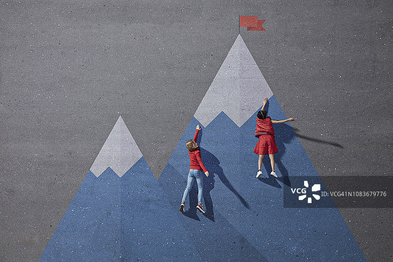 孩子们攀登彩绘的想象山峰图片素材