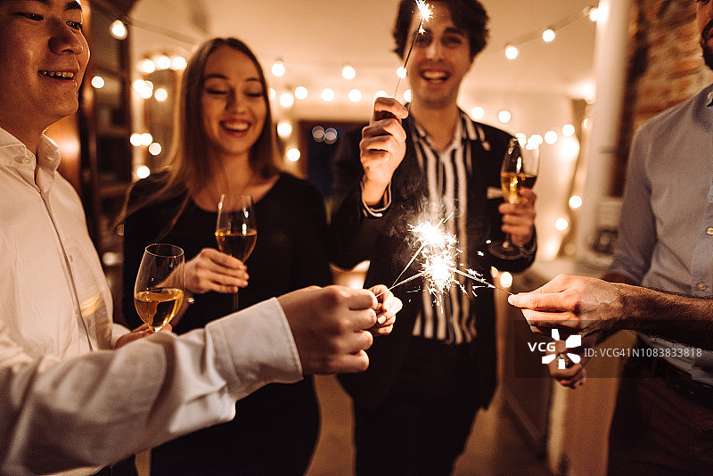 在家庆祝聚会图片素材