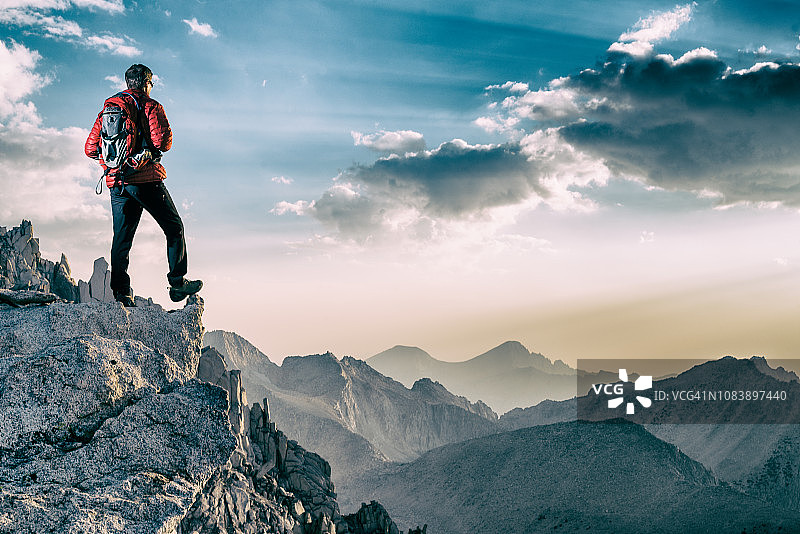 山地领导力图片素材