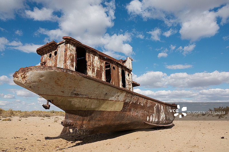 穆伊纳克的生锈船只图片素材