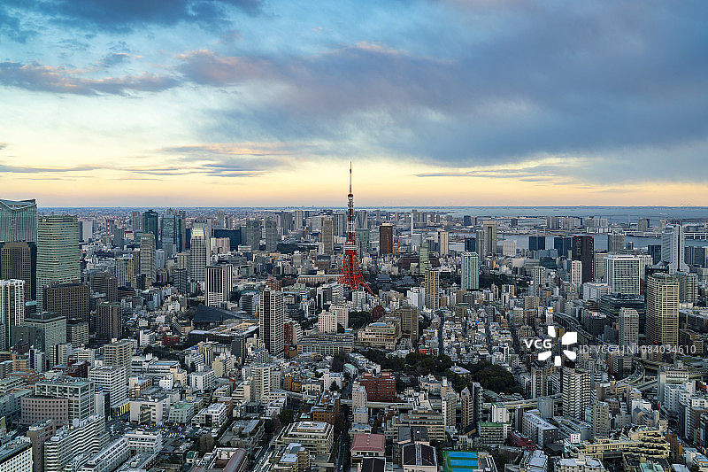 东京城市日落鸟瞰图图片素材