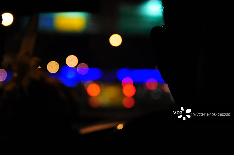 交通信号灯散景图片素材