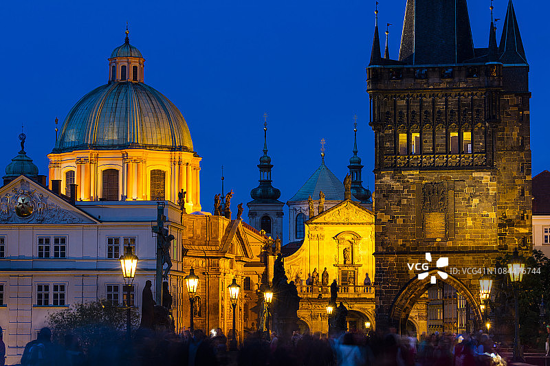 查理大桥、阿西西的圣方济各教堂、克莱门蒂inum、圣萨尔瓦多教堂，布拉格，捷克共和国，欧洲图片素材