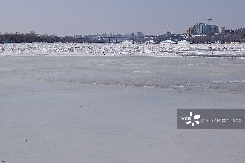 冰雪寒冬的顿河畔罗斯托夫图片素材