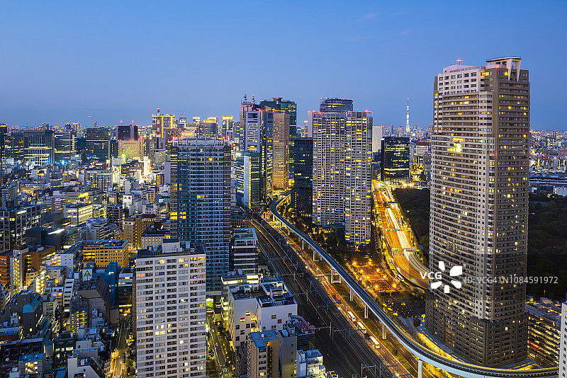 东京港区黄昏天际线图片素材