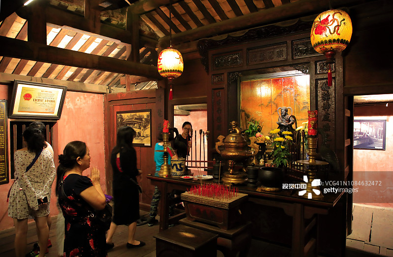 日本廊桥内景图片素材