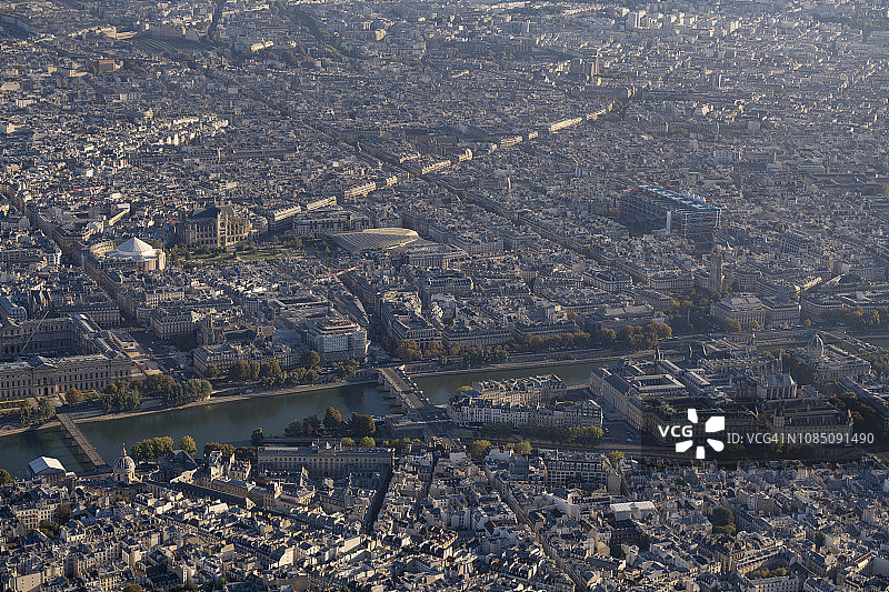 法国巴黎西岱岛晨曦航拍图片素材