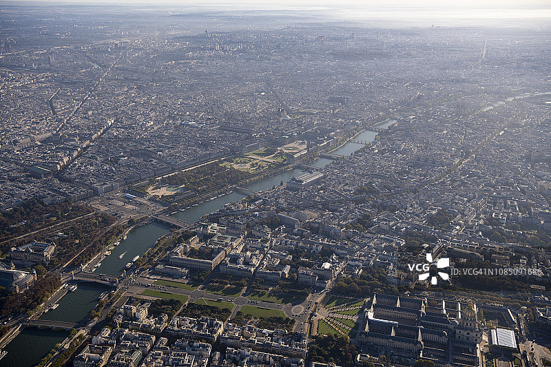 法国巴黎东北部日间航拍全景图片素材