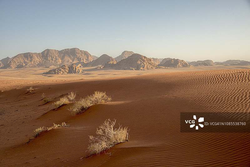 约旦瓦迪拉姆沙漠图片素材