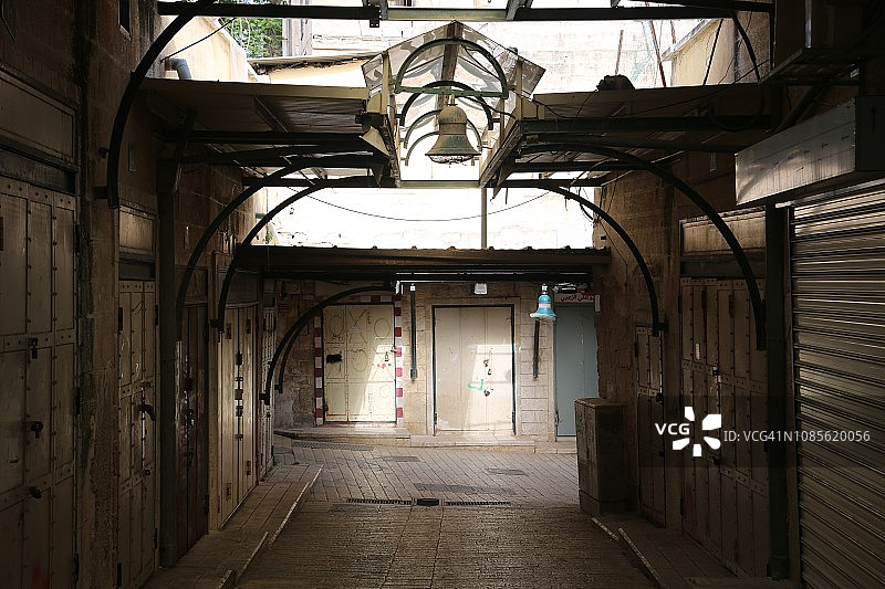 集市上的关闭店铺图片素材