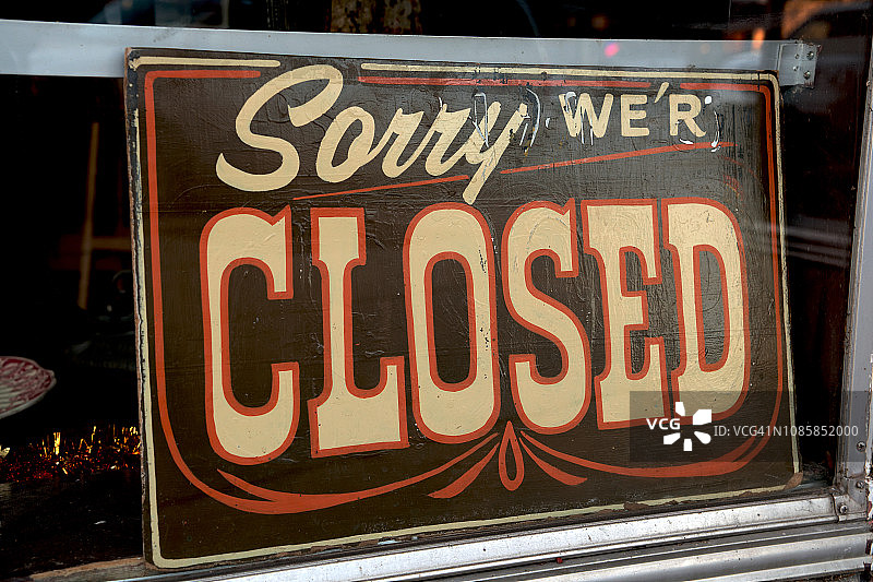 美国蒙大拿州大瀑布城的关闭标志图片素材