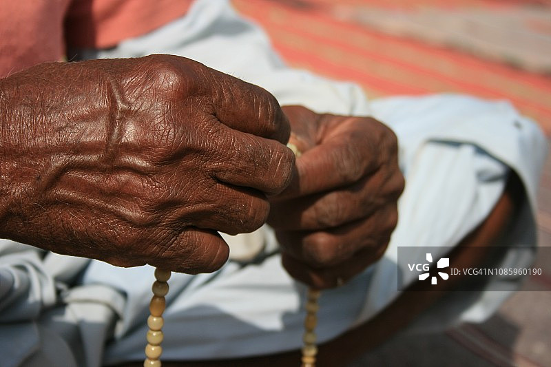 赞美的手图片素材