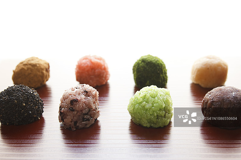 什锦牡丹饼或糯米团子图片素材