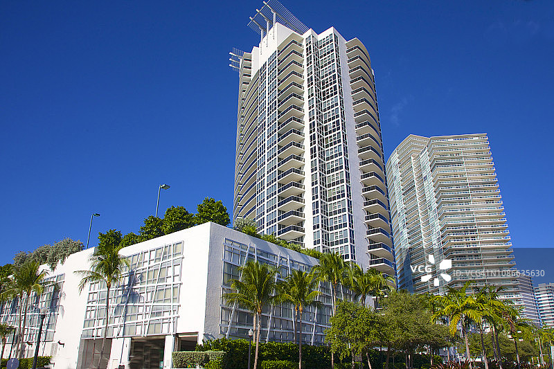 迈阿密海滩奥尔顿路高层公寓图片素材