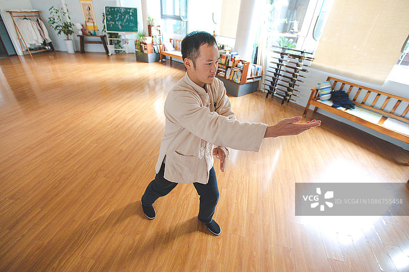 董海川奉茶图片素材