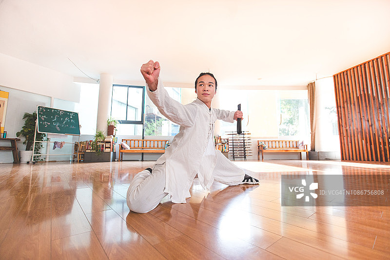 太极拳教练图片素材