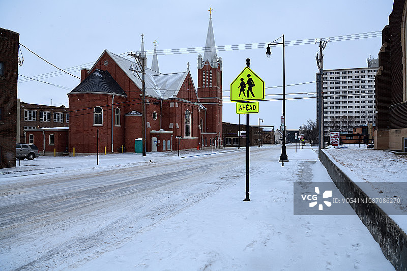 美国北达科他州迈诺特圣利奥天主教堂图片素材