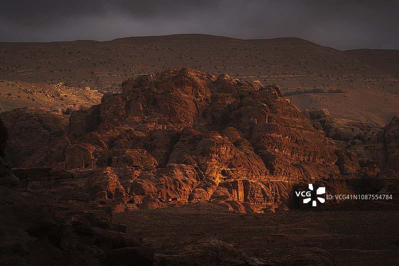 佩特拉方尖碑墓（公元1世纪）：以墓顶的四座印度方尖碑命名，约旦图片素材