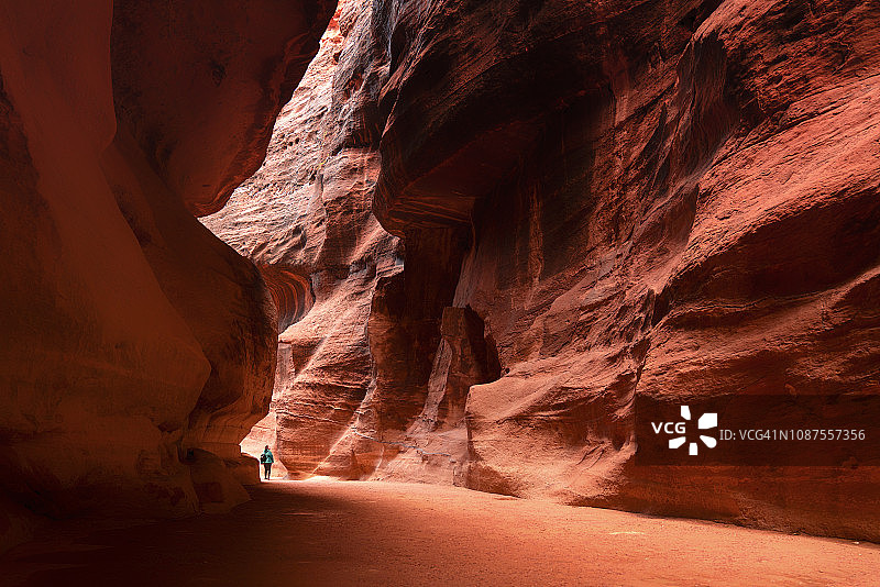 佩特拉古城的主要入口，约旦南部图片素材